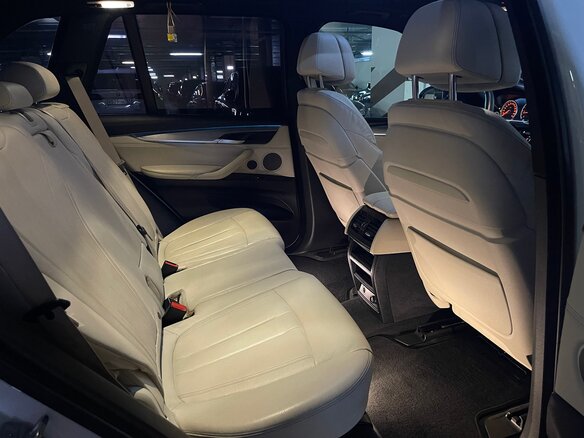 2015 BMW X5 40d III (F15), белый, 3350000 рублей - вид 5