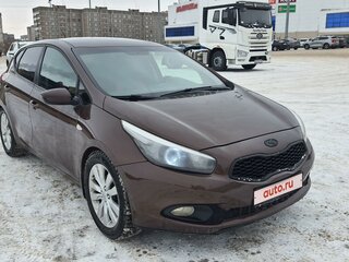 2014 Kia Ceed II, коричневый, 810000 рублей, вид 3