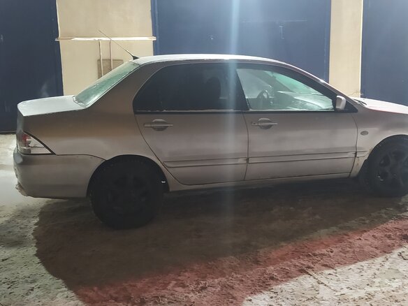 2004 Mitsubishi Lancer IX, серебристый, 240000 рублей - вид 6