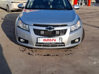 2011 Chevrolet Cruze I, серебристый, 600000 рублей, вид 1