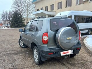 2014 Chevrolet Niva I Рестайлинг, серый, 650000 рублей, вид 4