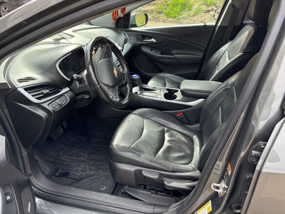 2017 Chevrolet Volt II, серый, 1900000 рублей - вид 12