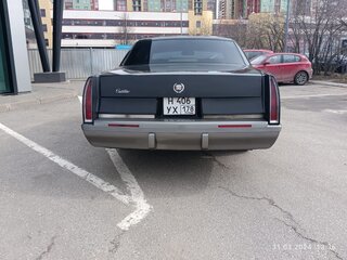 1994 Cadillac Fleetwood II, чёрный, 2000000 рублей, вид 4