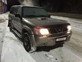 2002 Nissan Patrol V (Y61), золотистый