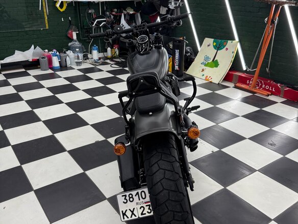 2018 Harley-Davidson Fat Bob, серый, 1790000 рублей - вид 7