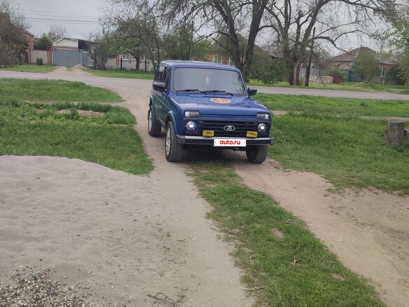 2013 Lada (ВАЗ) 2121 (4x4) I Рестайлинг, синий, 400000 рублей - вид 4