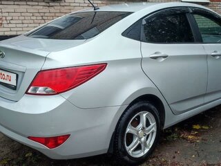 2016 Hyundai Solaris I Рестайлинг, серебристый, 1050000 рублей, вид 3