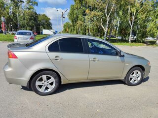 2008 Mitsubishi Lancer X, бежевый, 600000 рублей, вид 4