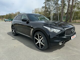 2017 Infiniti QX70, чёрный, 2900000 рублей, вид 3