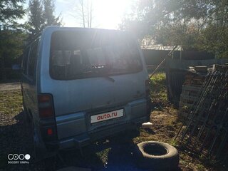 1991 Mitsubishi Delica III, голубой, 500000 рублей, вид 3