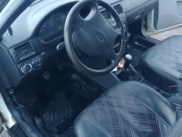 2009 Lada (ВАЗ) Priora I, белый, 400000 рублей - вид 7