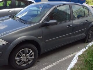 2007 Renault Megane II Рестайлинг, серый, 380000 рублей, вид 1