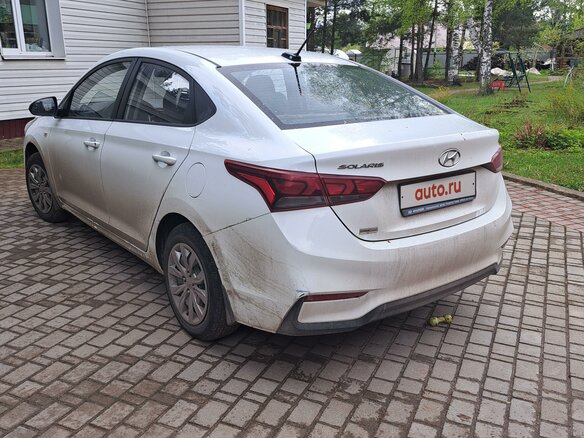 2017 Hyundai Solaris II, белый, 990000 рублей - вид 3
