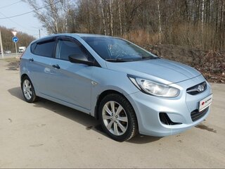 2013 Hyundai Solaris I, голубой, 680000 рублей, вид 2
