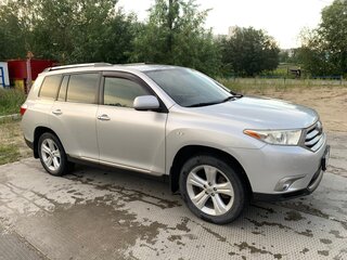 2012 Toyota Highlander II (XU40) Рестайлинг, серебристый, 2500000 рублей, вид 3