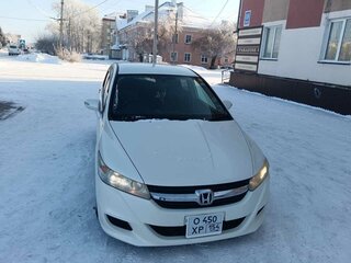 2010 Honda Stream II Рестайлинг, белый, 1520000 рублей, вид 2