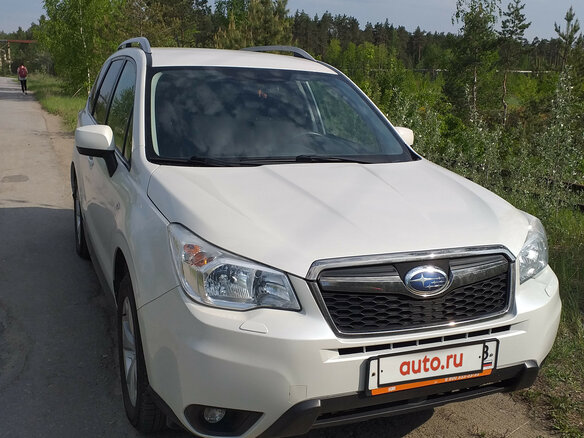 2013 Subaru Forester IV, белый - вид 1