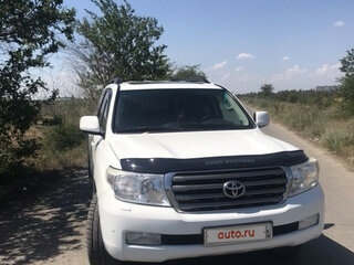 2009 Toyota Land Cruiser 200 Series, белый, 3100000 рублей, вид 2