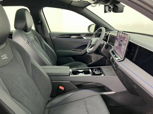 2026 Volkswagen Tiguan L Pro III (China Market), серый - вид 9