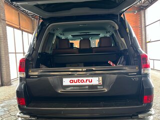 2015 Toyota Land Cruiser 200 Series Рестайлинг 2, серый, 5400000 рублей, вид 4