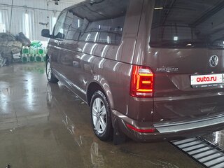 2017 Volkswagen Multivan Long T6, коричневый, 4000000 рублей, вид 4