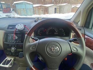 2001 Toyota Ipsum II (M20), зелёный, 870000 рублей, вид 5