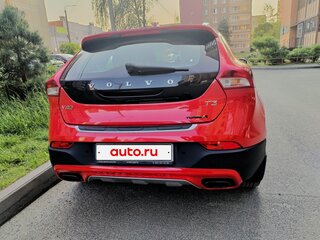 2018 Volvo V40 Cross Country I Рестайлинг, красный, 2200000 рублей, вид 5