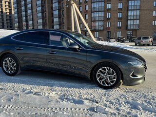 2019 Hyundai Sonata VIII (DN8), серый, 2200000 рублей, вид 3