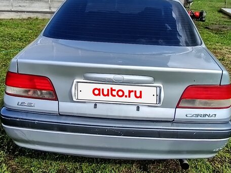 1996 Toyota Carina VII (T210), серебристый, 350000 рублей, вид 4