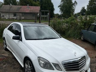 2012 Mercedes-Benz E-Класс 200 7G-Tronic IV (W212, S212, C207), белый, 1850000 рублей, вид 2
