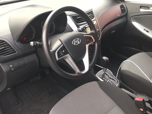 2012 Hyundai Solaris I, белый, 980000 рублей - вид 10