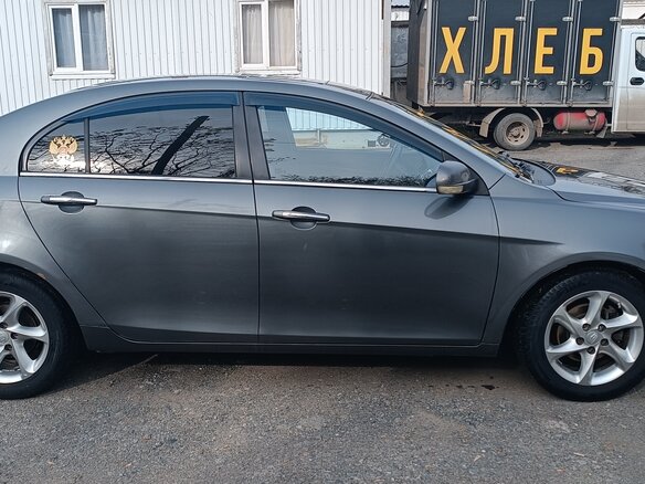 2013 Geely Emgrand EC7, серый, 850000 рублей - вид 5