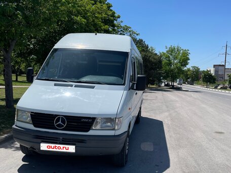 1998 Mercedes-Benz Sprinter, белый, 1050000 рублей, вид 2
