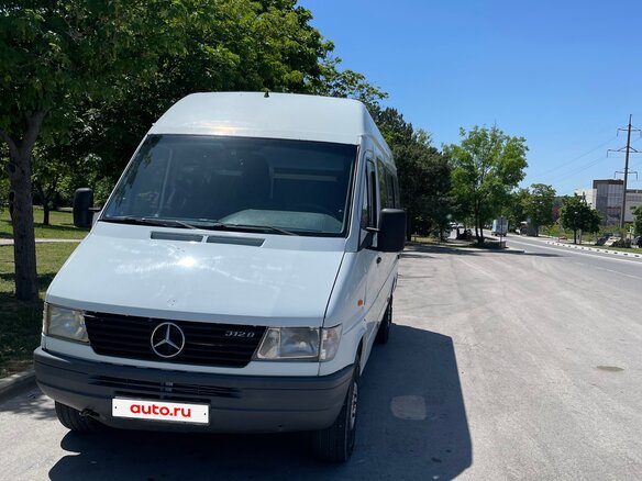 1998 Mercedes-Benz Sprinter, белый, 1050000 рублей - вид 1