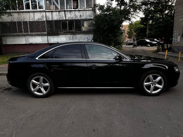 2010 Audi A8 III (D4), чёрный, 1500000 рублей - вид 3