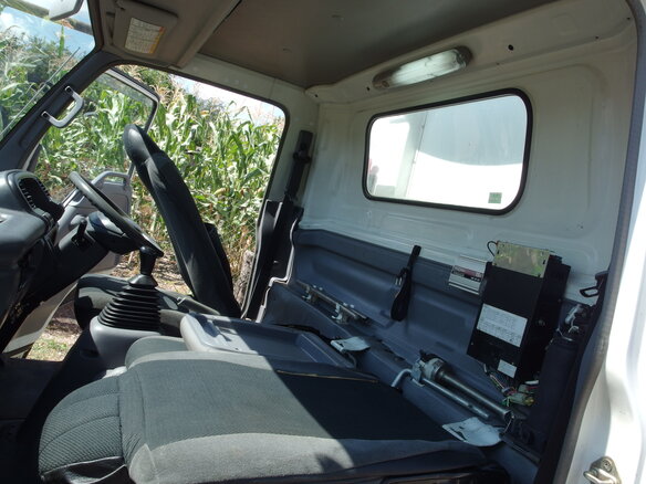 2005 Isuzu Elf (N-series), белый - вид 27