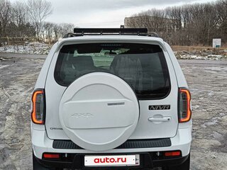 2017 Chevrolet Niva I Рестайлинг, белый, 860000 рублей, вид 2