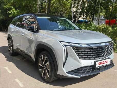 2024 Geely Atlas II, серебристый, 2790000 рублей, вид 3