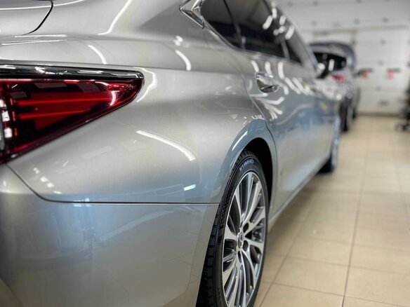 2020 Lexus ES 250 VII, серый, 4550000 рублей - вид 8
