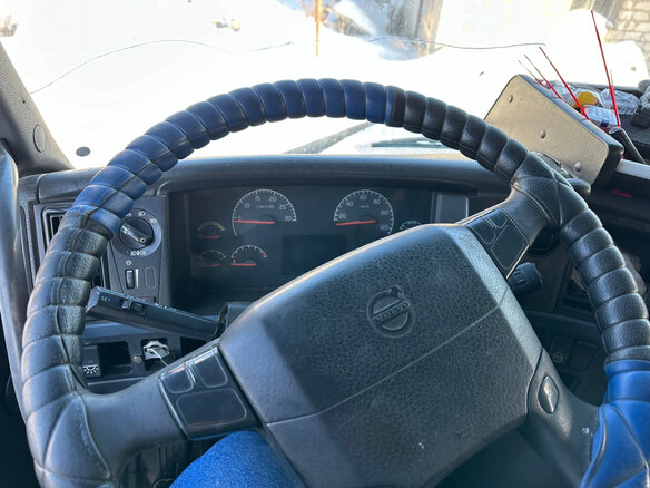 2008 Volvo FM, белый, 2500000 рублей - вид 5