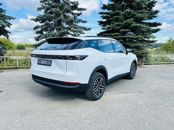 2026 Omoda C7, белый, 3299000 рублей - вид 5