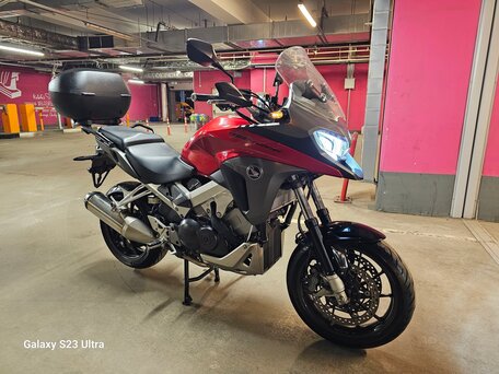 2015 Honda VFR 800X (Crossrunner), красный, 895000 рублей, вид 1