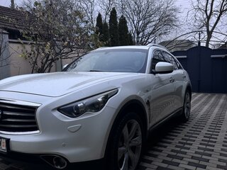2012 Infiniti FX30d II (S51) Рестайлинг, белый, 2000000 рублей, вид 1