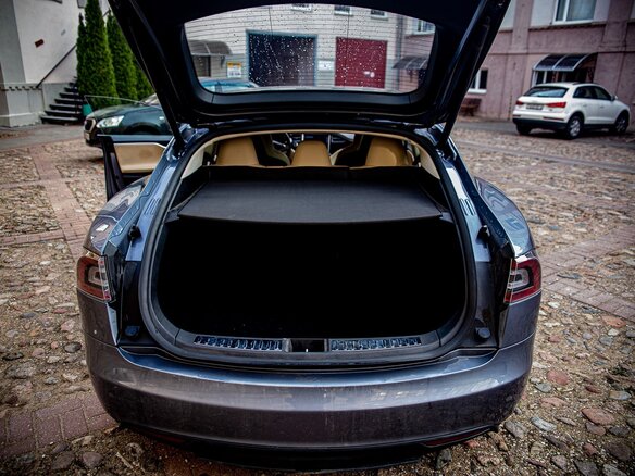 2013 Tesla Model S S85 I, серый, 1688482 рублей - вид 5