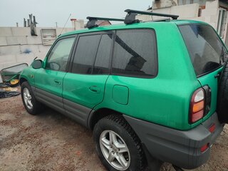 2000 Toyota RAV4 I (XA10), зелёный, 510000 рублей, вид 3