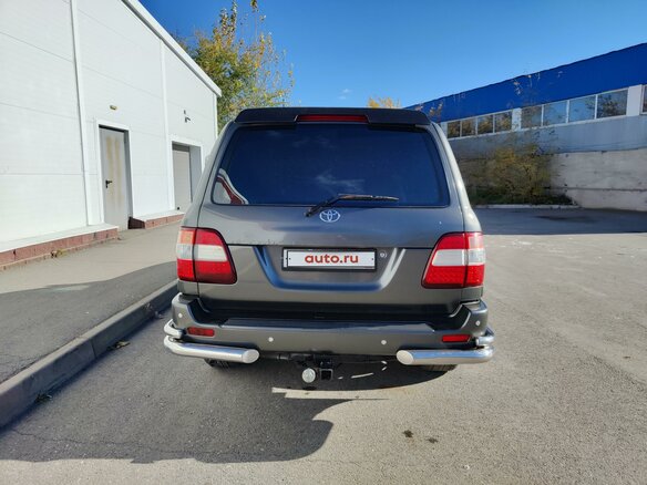 2001 Toyota Land Cruiser 100 Series, серый, 1700000 рублей - вид 4
