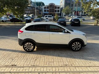 2018 Lada (ВАЗ) XRAY Cross I, белый, 1100000 рублей, вид 2