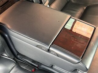 2011 Lexus LX 570 III, серый, 2900000 рублей, вид 4