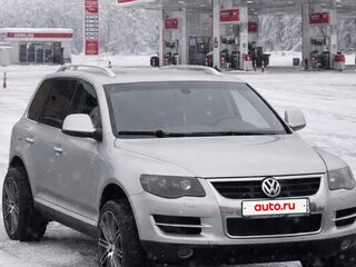 2008 Volkswagen Touareg I Рестайлинг, серебристый, 1000000 рублей, вид 5