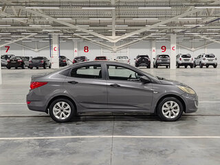 2013 Hyundai Solaris I, серый, 499000 рублей, вид 4